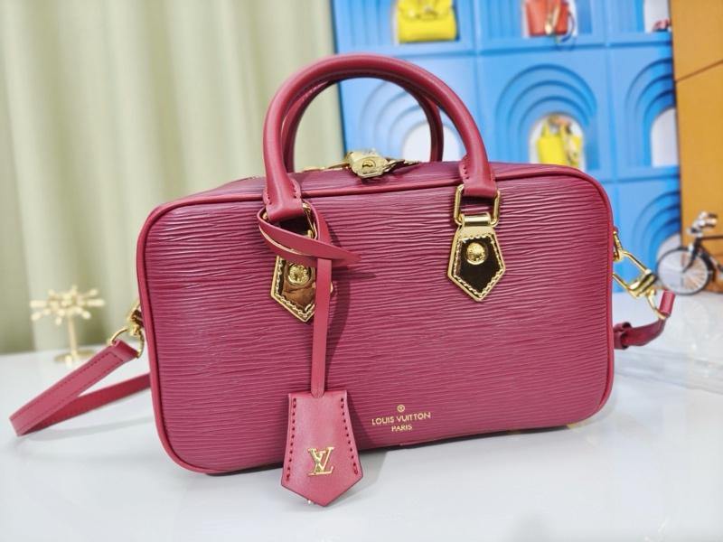 Louis Vuitton M12009 red